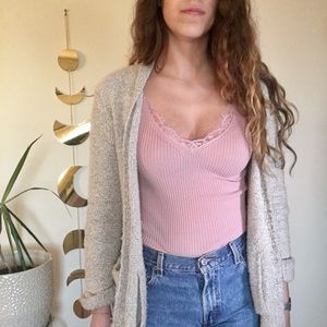 Pink Ribbed Tank Top w/ Lace Detail 🌼